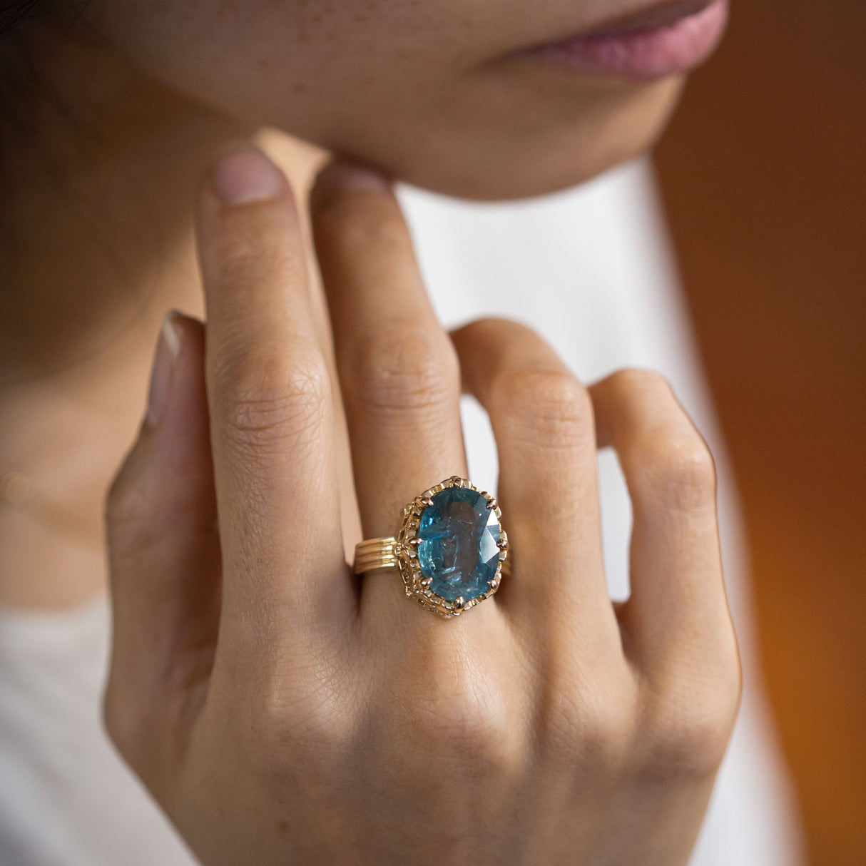 Stormy Sea Blue Sapphire Cathedral Archway ring in 9 carat Gold