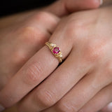 1.10 carat Red/Pink Sapphire Double Rising Cobra ring in 9 carat Gold