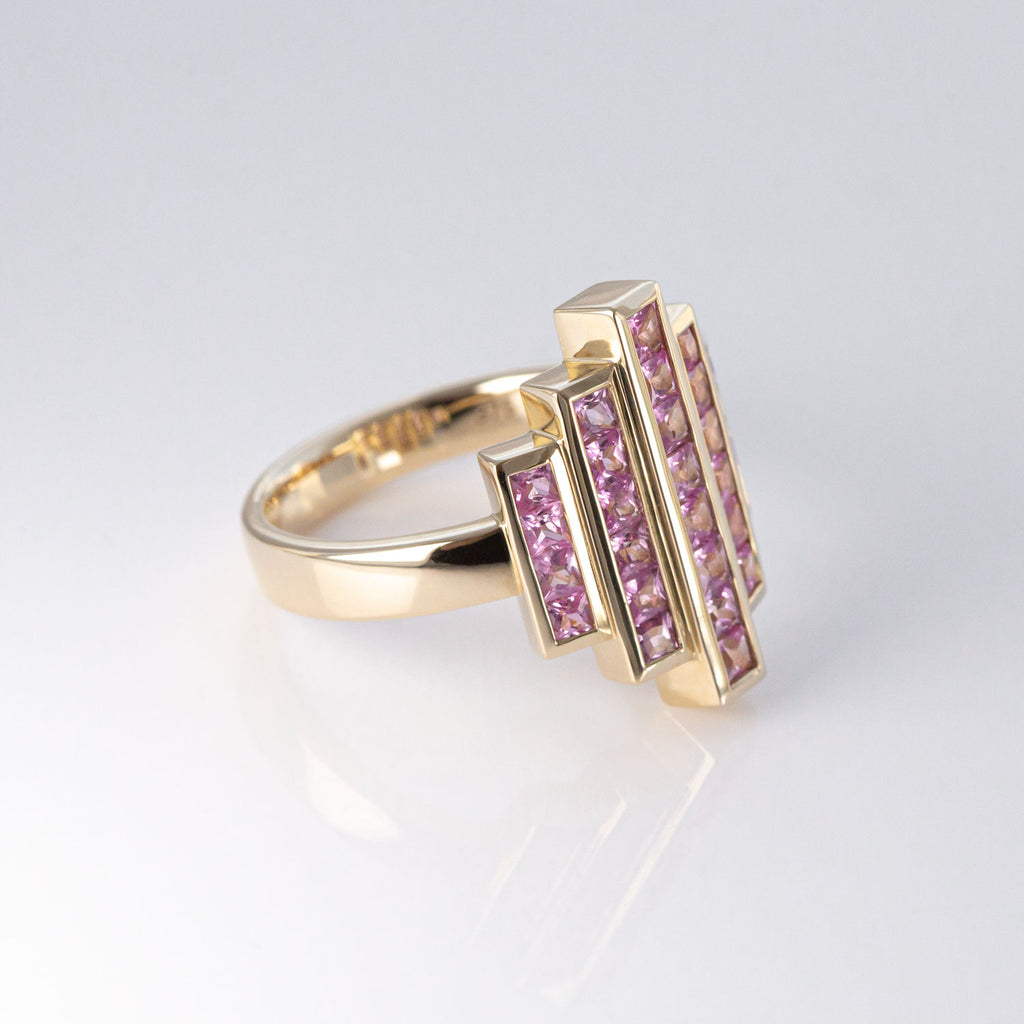 Pink Sapphire Manhattan ring in 9 carat Gold