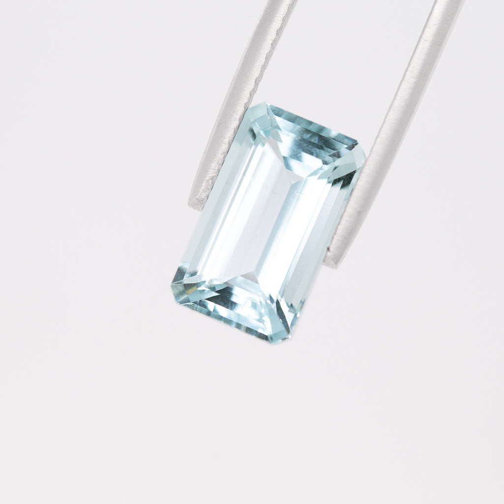 Ice Blue Aquamarine Octagonal cut 5.23 carats