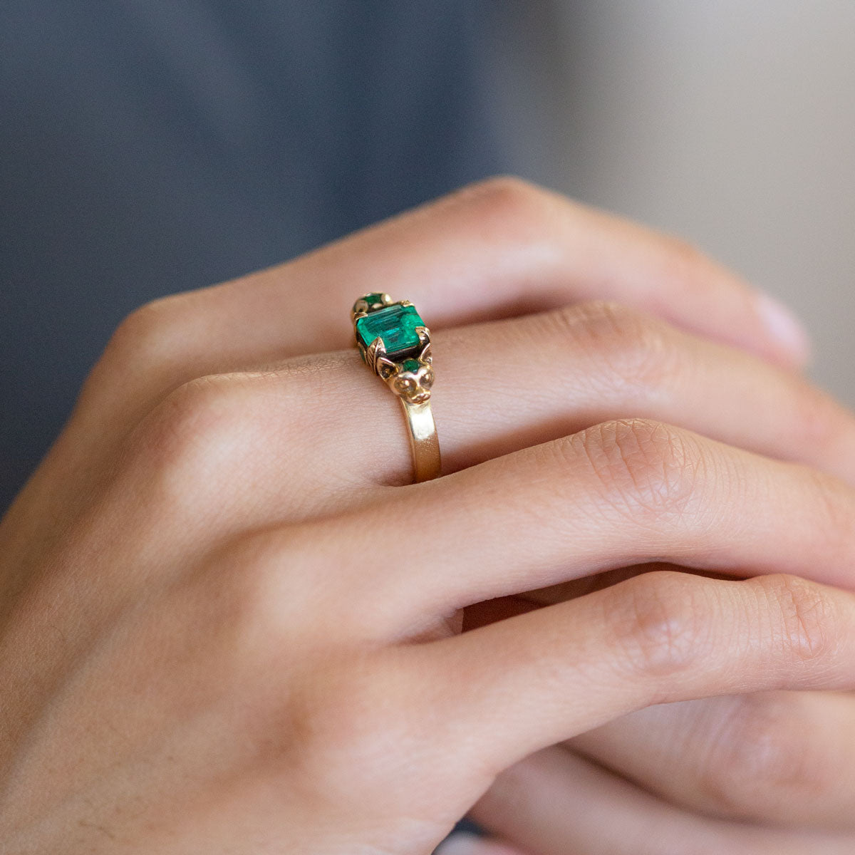 92.5% 14 Carat Green Emerald Gemstone Brass Ring at Rs 501 in Jaipur