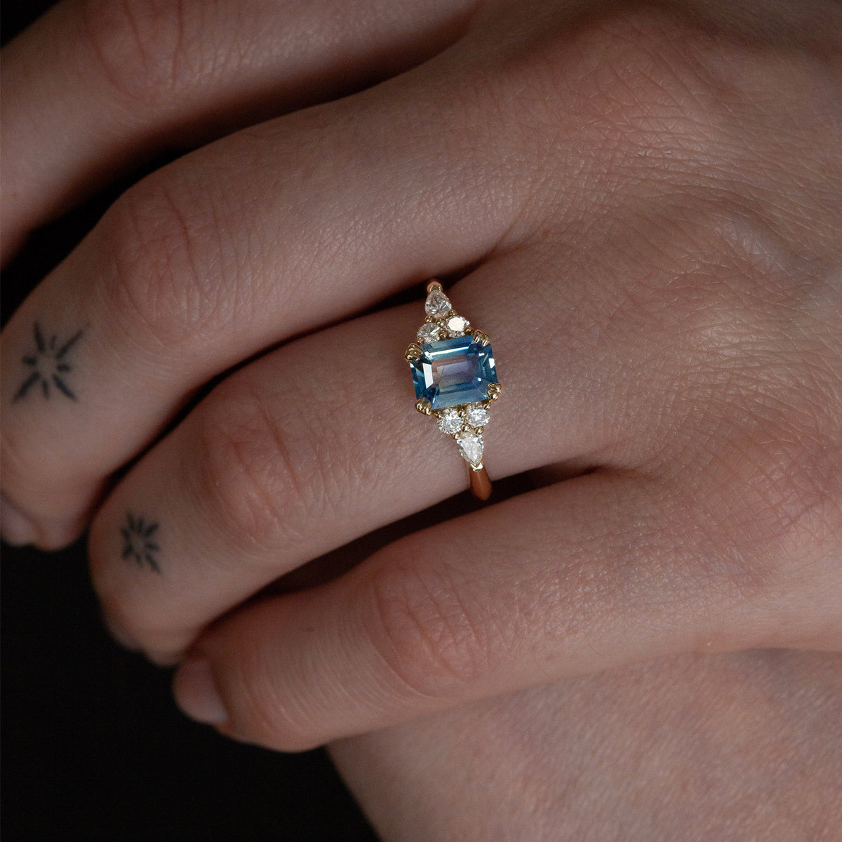 Cloud Kiss Sapphire Ring