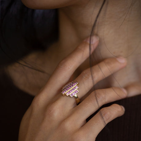 Pink Sapphire Manhattan ring in 9 carat Gold