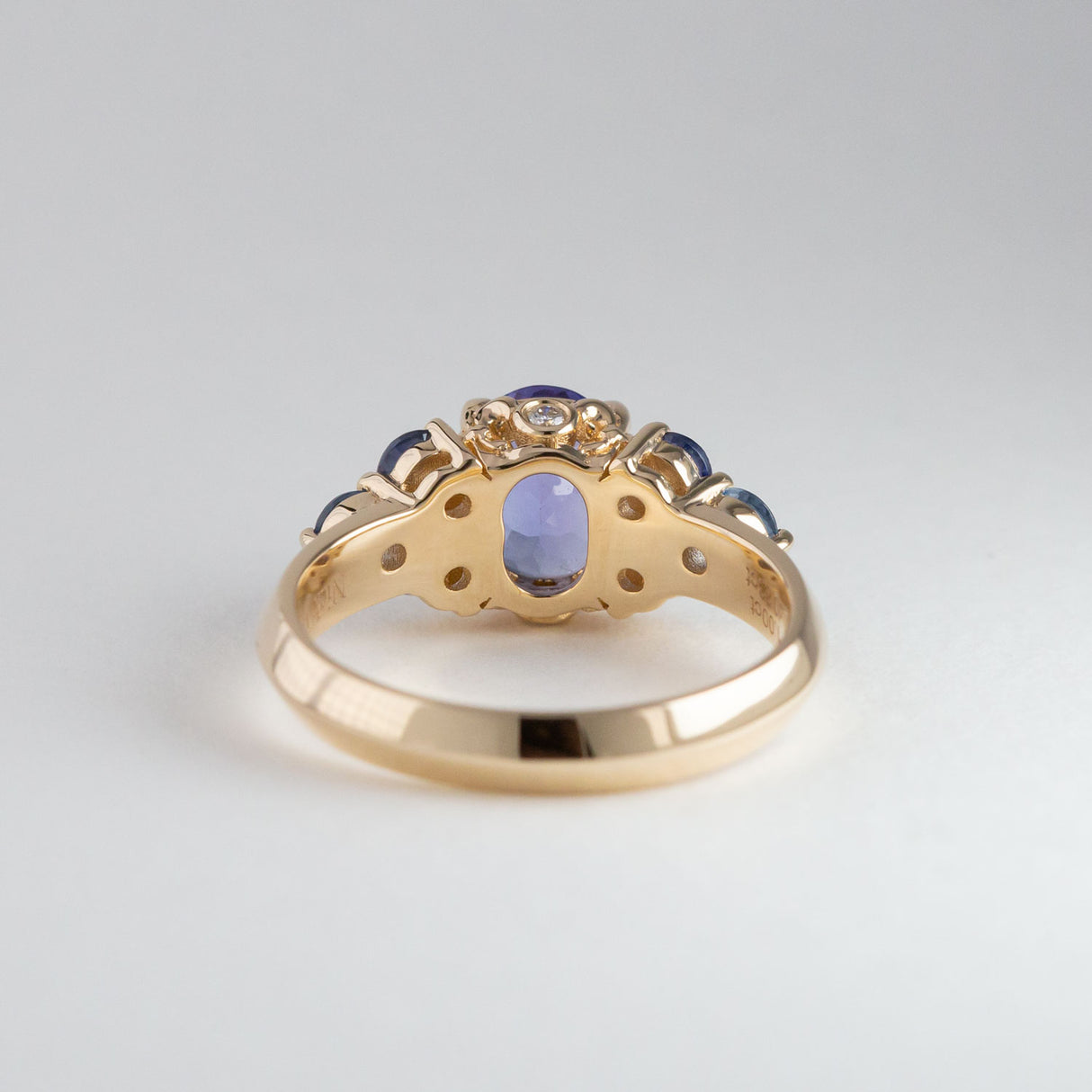 Bluebell Bouquet ring with Tanzanite and Sapphire in 14ct Yellow Gold