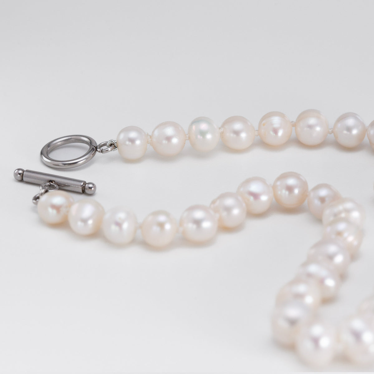 Drop Dead Pearl Necklace