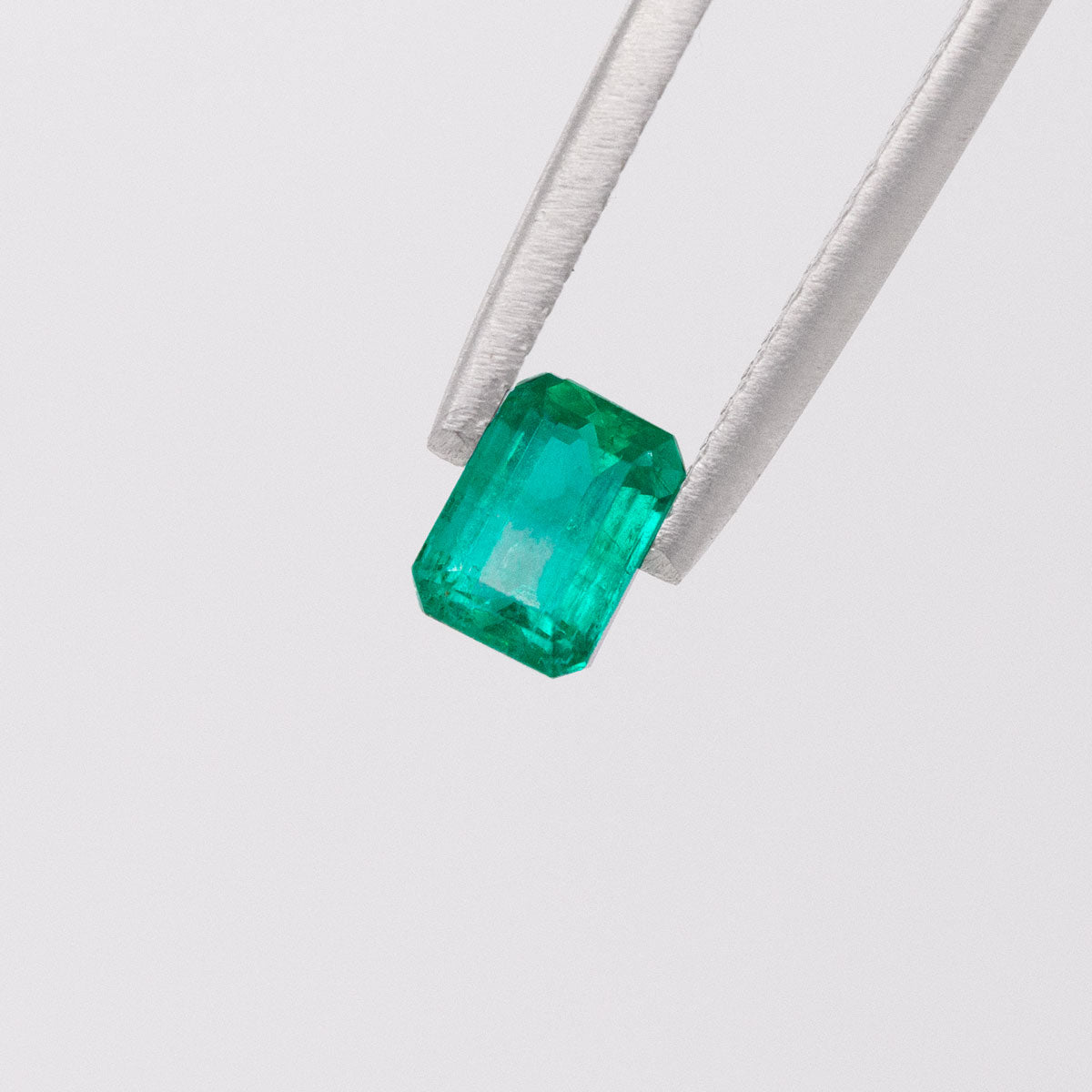 Emerald 0.69 carat