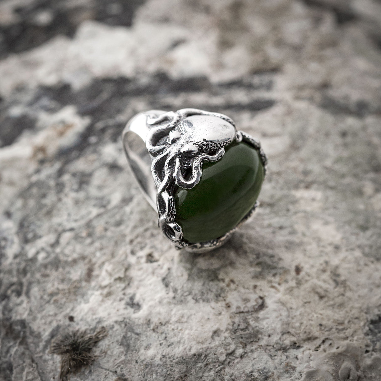 Pounamu Twin Octopus ring in Sterling Silver