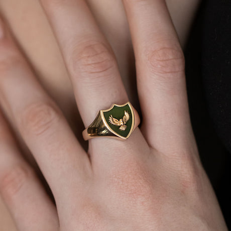 Pounamu Owl Crest Signet ring in Yellow Gold or Platinum