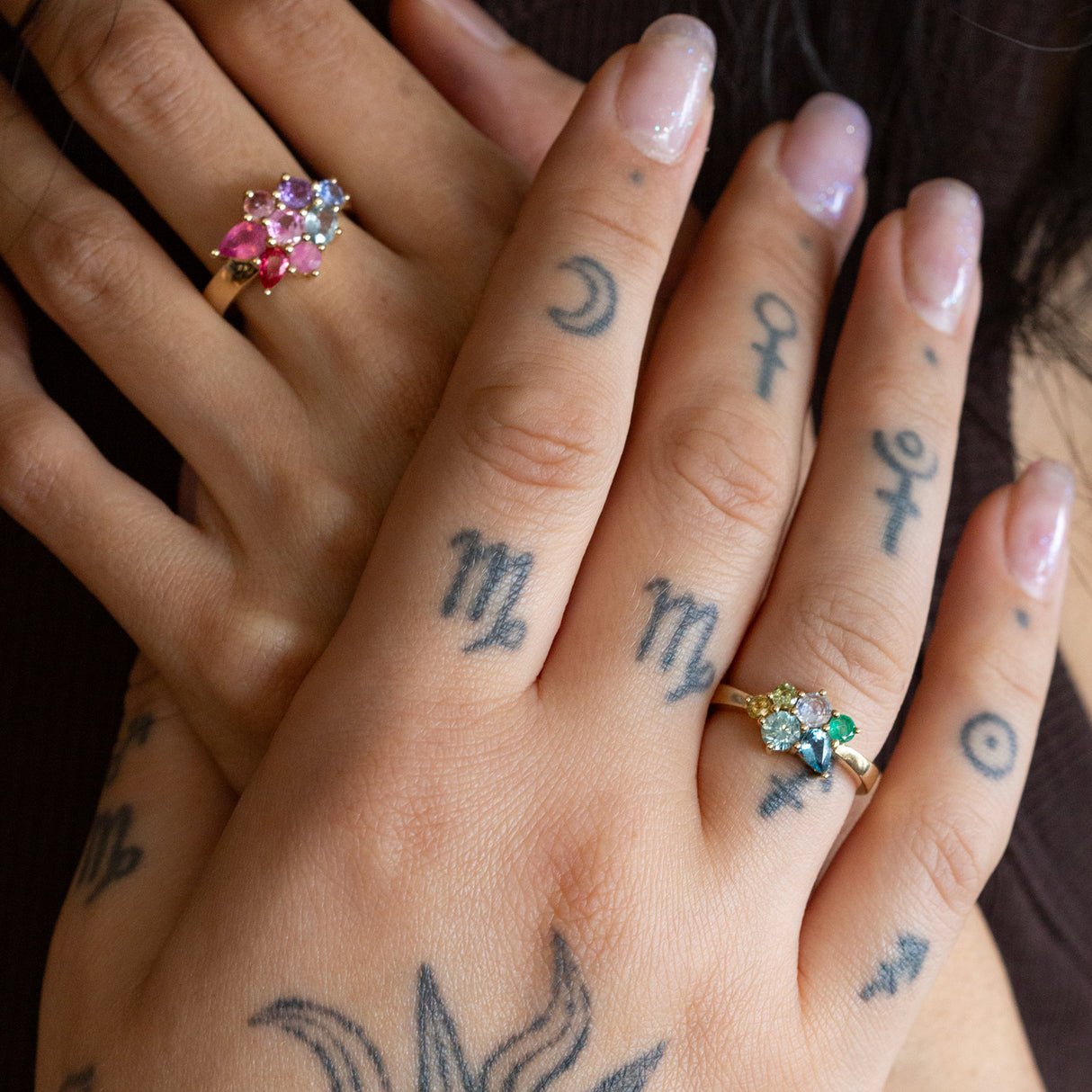 Fallen Leaves Ring with Sapphire & Emerald