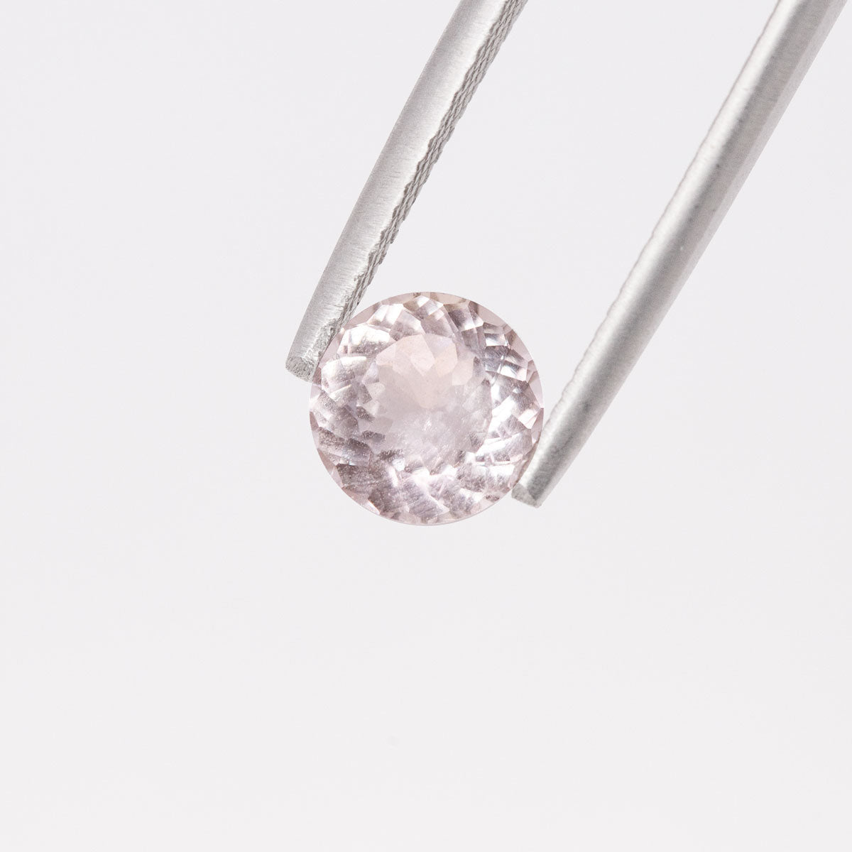 Light Pink Morganite Round Brilliant cut 1.45 carat