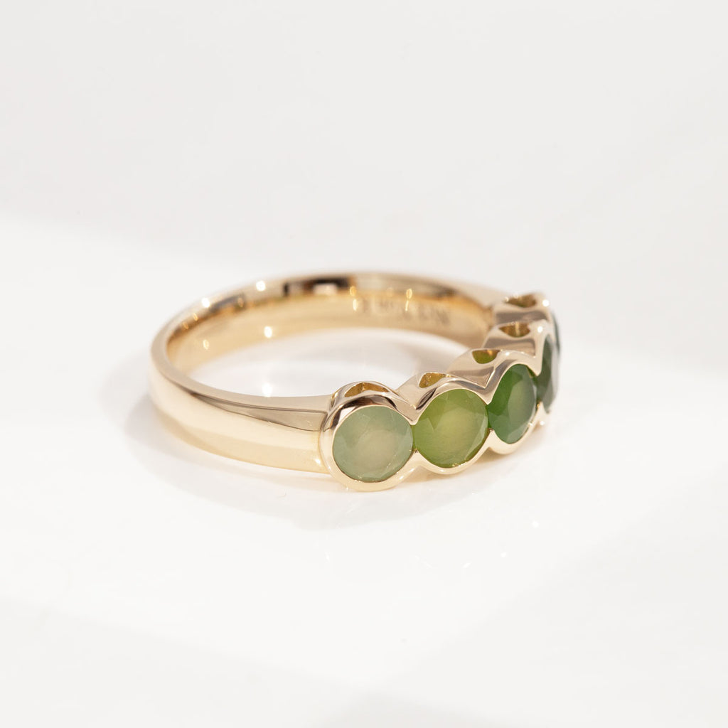 Ombré Pounamu Heart Window ring in Gold or Platinum
