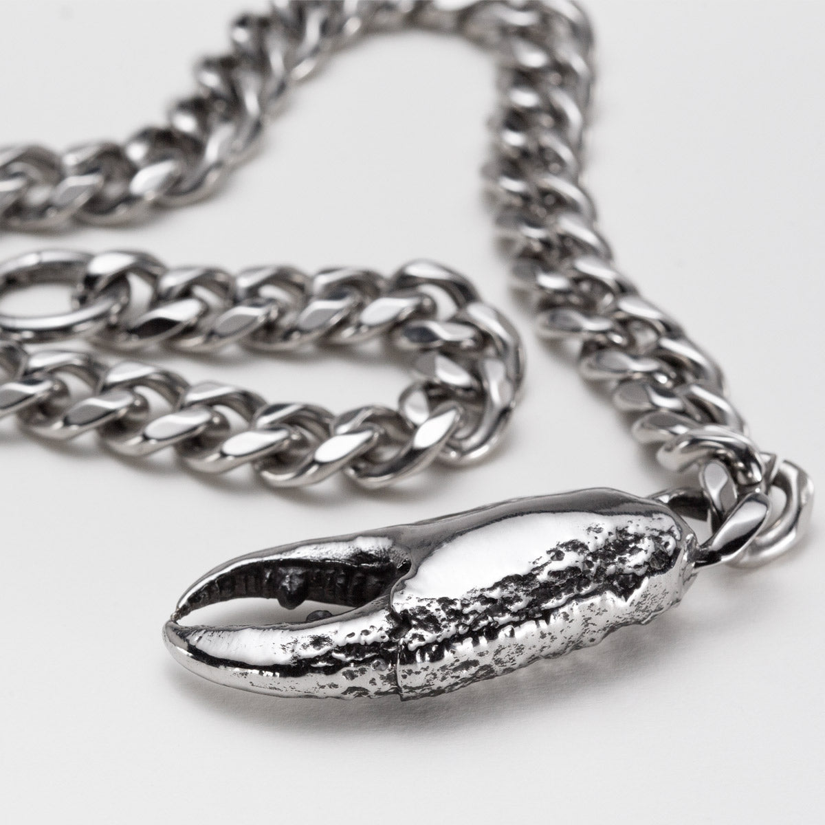 Pinch me! Stainless Steel Necklace (PRE ORDER)