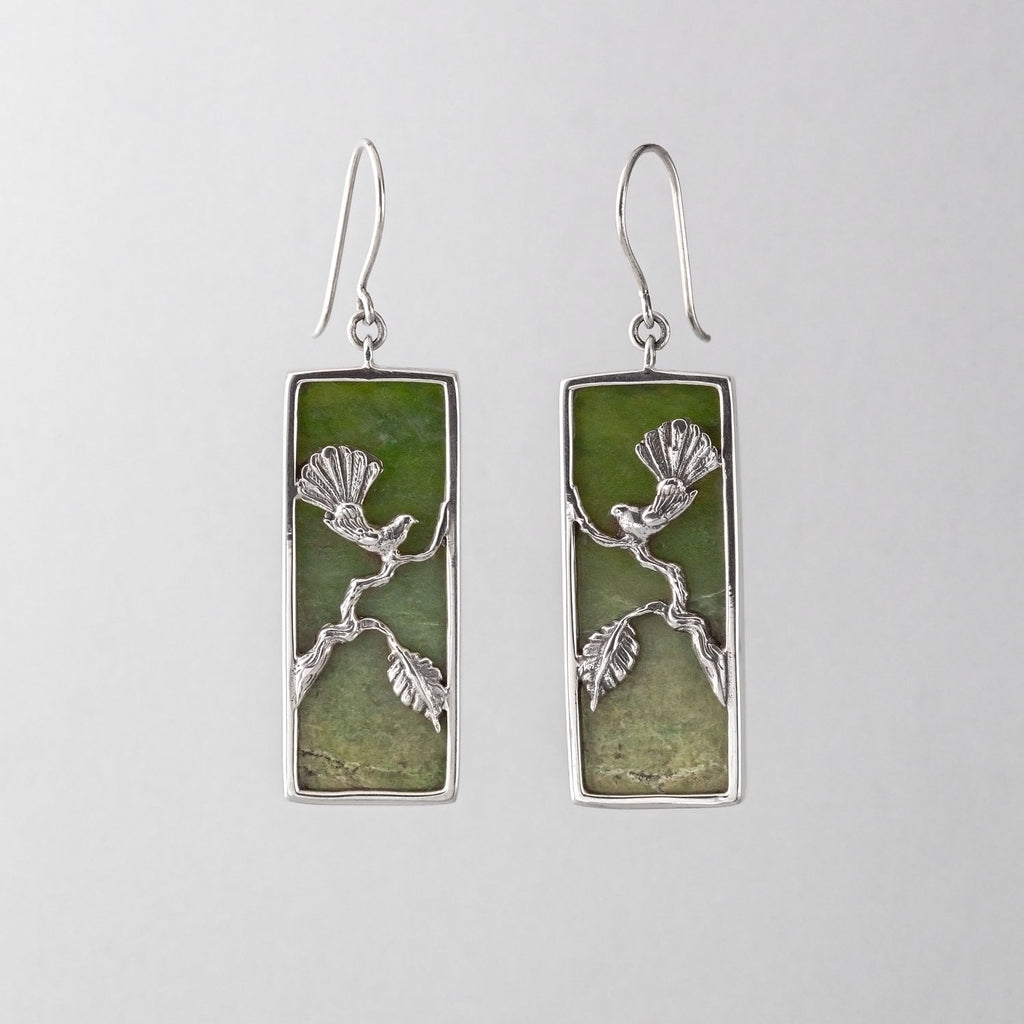 Pounamu Calypso earrings in Sterling Silver