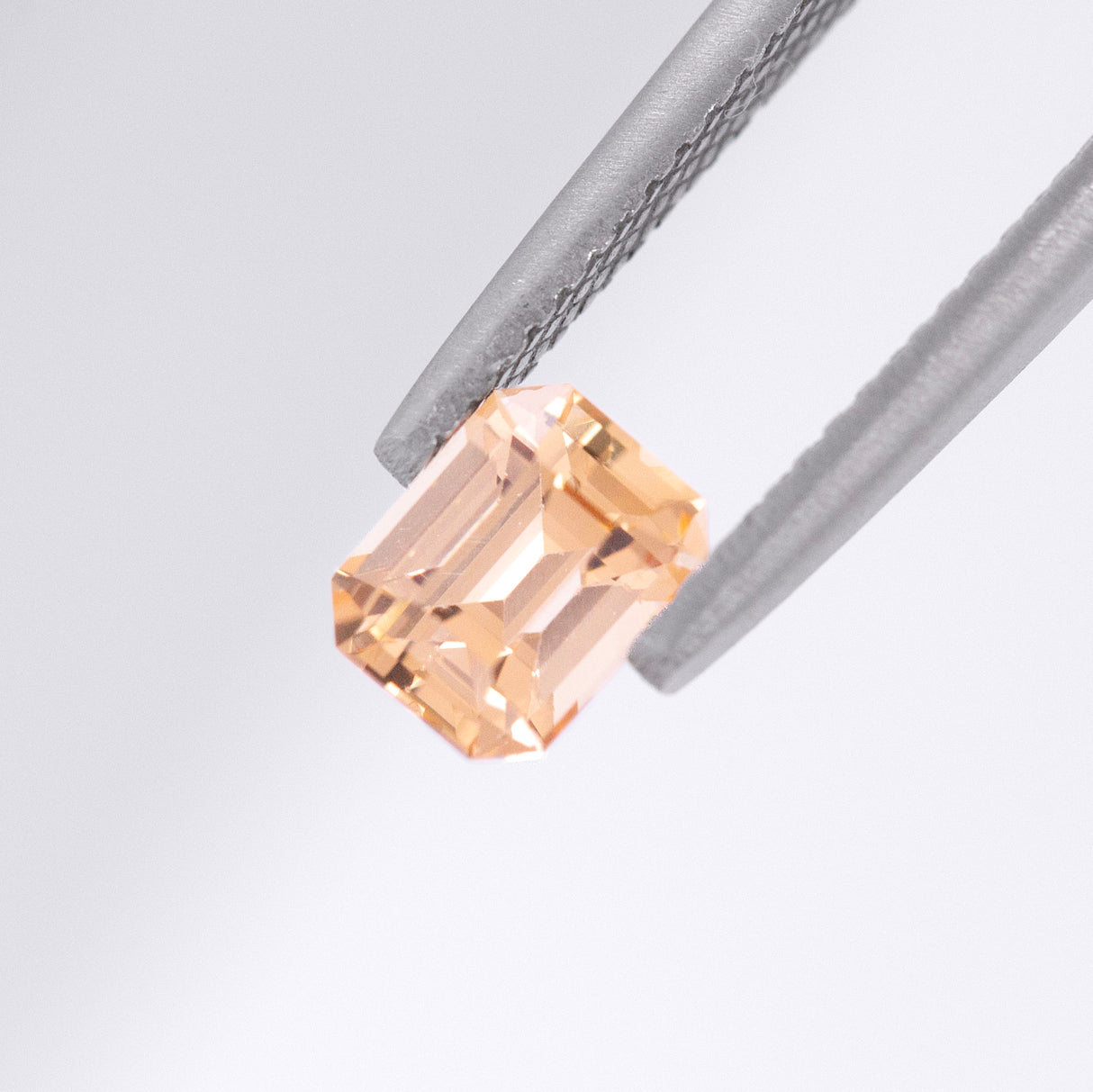 Apricot Sapphire Octagonal 1.12 carats