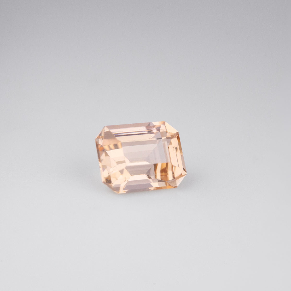 Apricot Sapphire Octagonal 1.12 carats