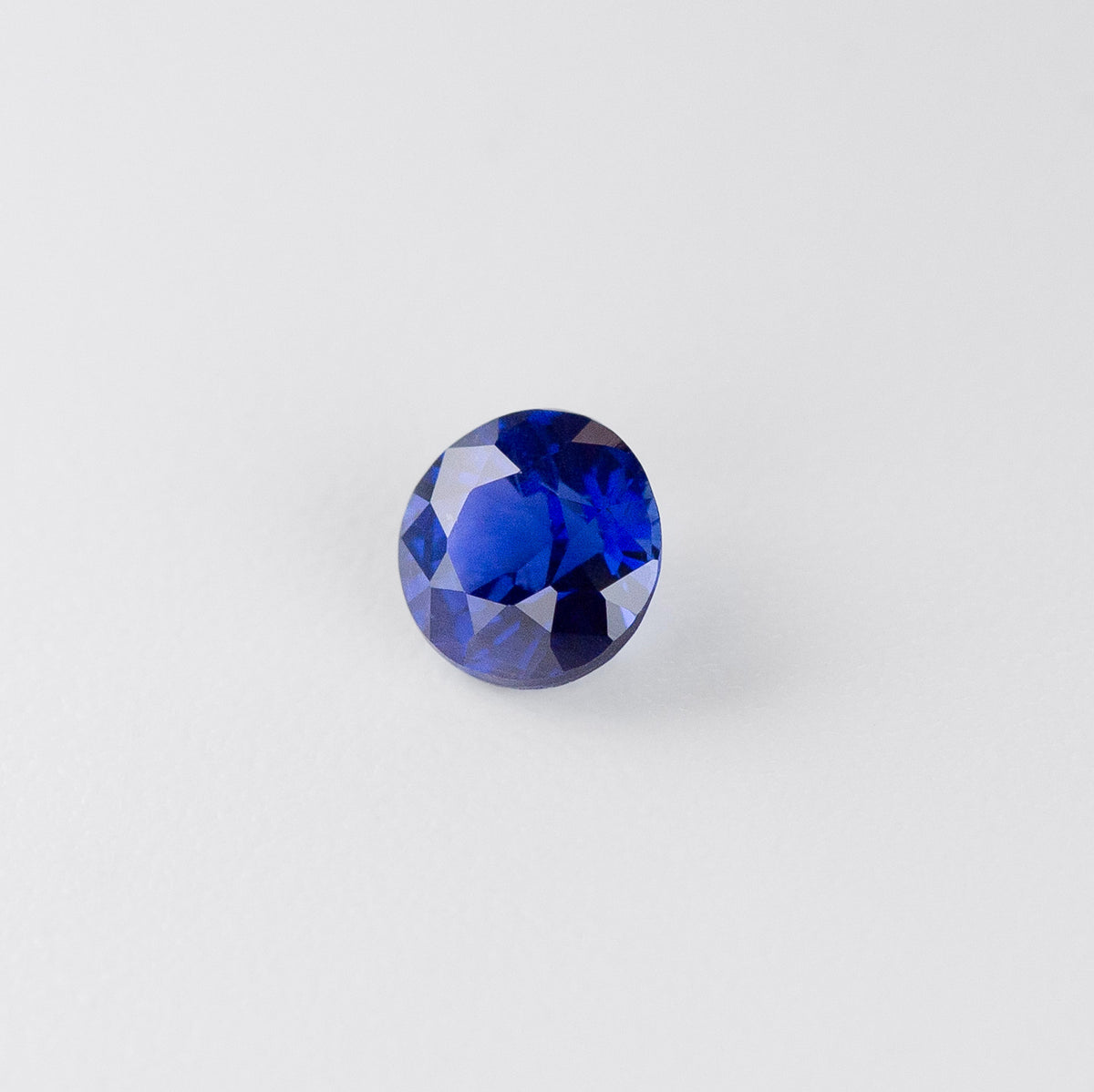 Blue Velvet Round Sapphire 0.48 carats
