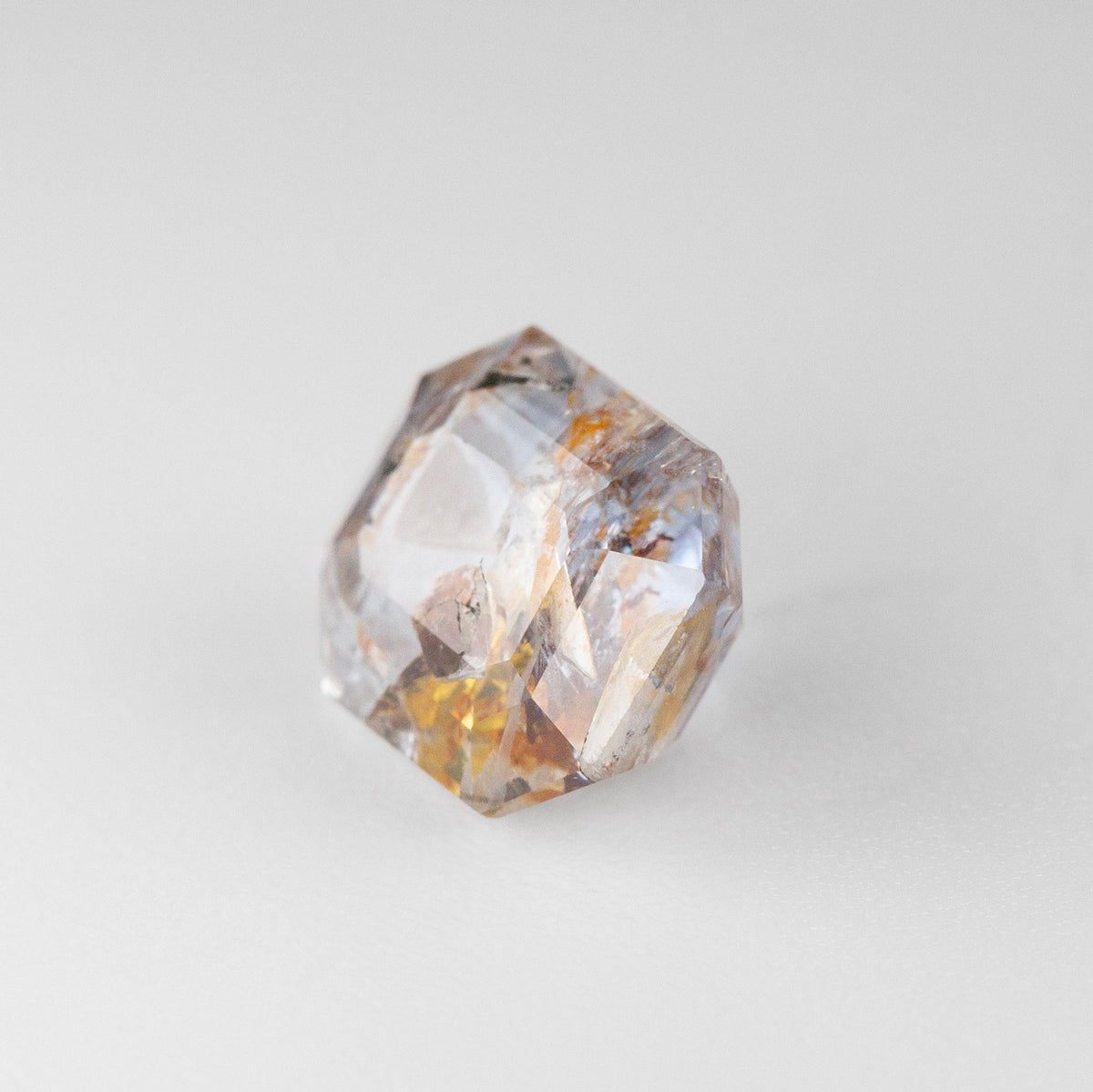 Solar Flare Sapphire Octagonal 4.01 carats