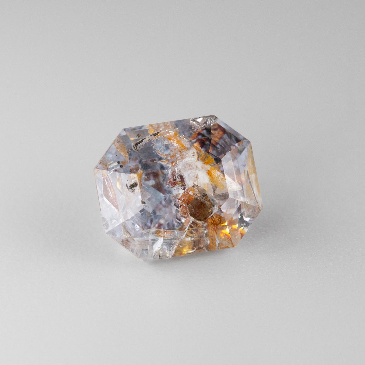 Solar Flare Sapphire Octagonal 4.01 carats