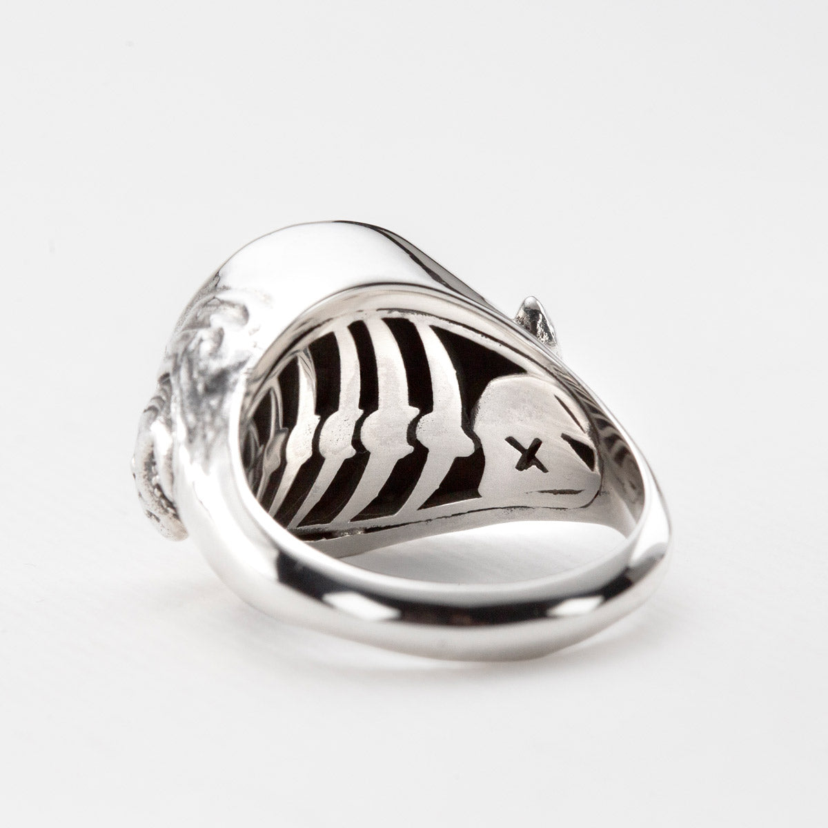 Thrasher Ring