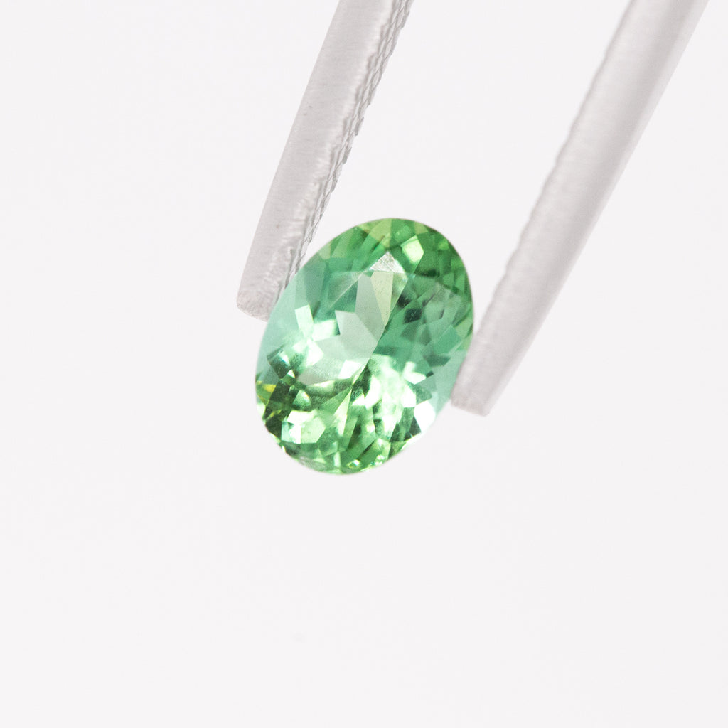 Green Tourmaline Oval 0.78 carats