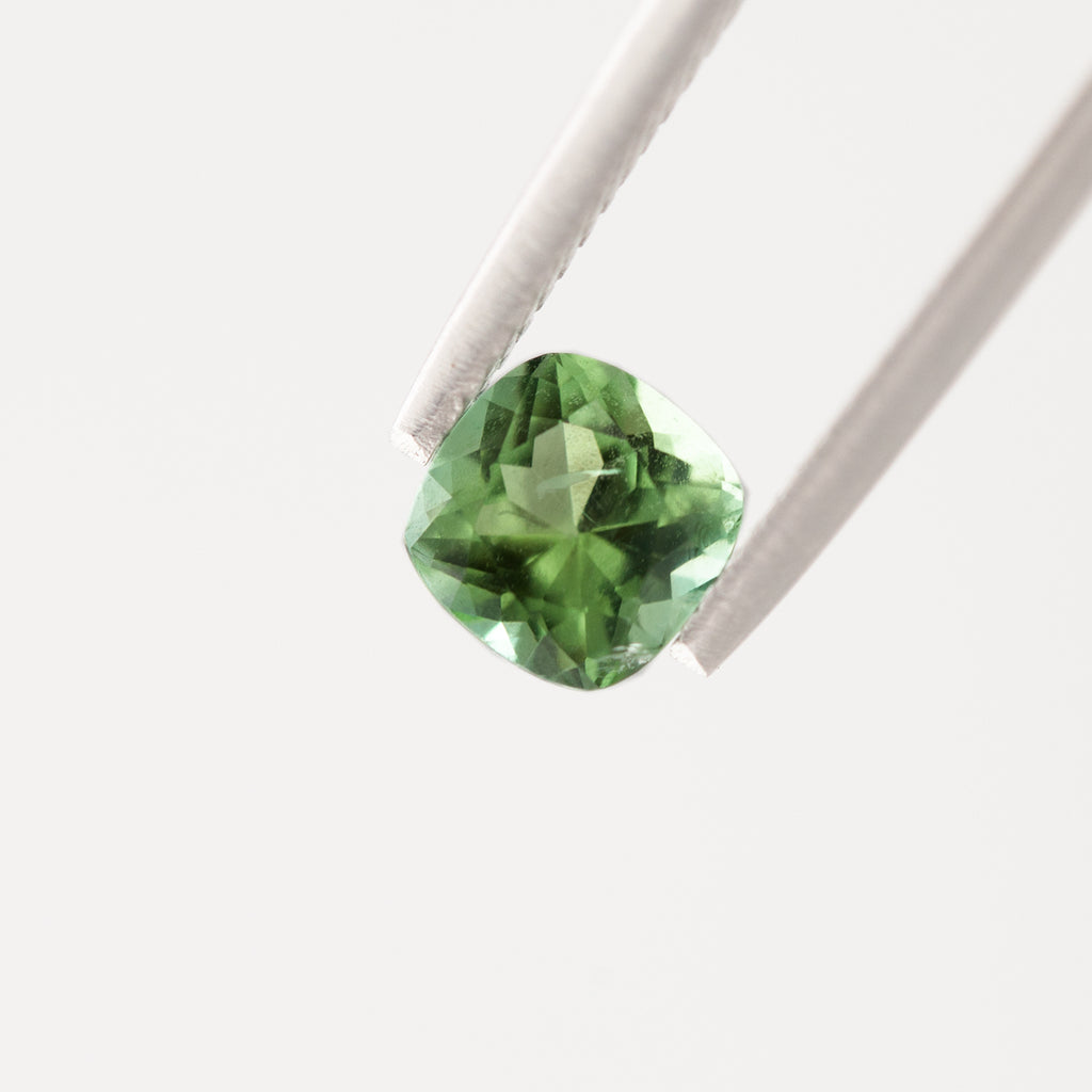 Green Tourmaline Cushion 0.96 carats