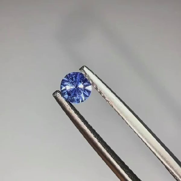 Bright Royal Blue Sapphire Round faceted 0.48 carat