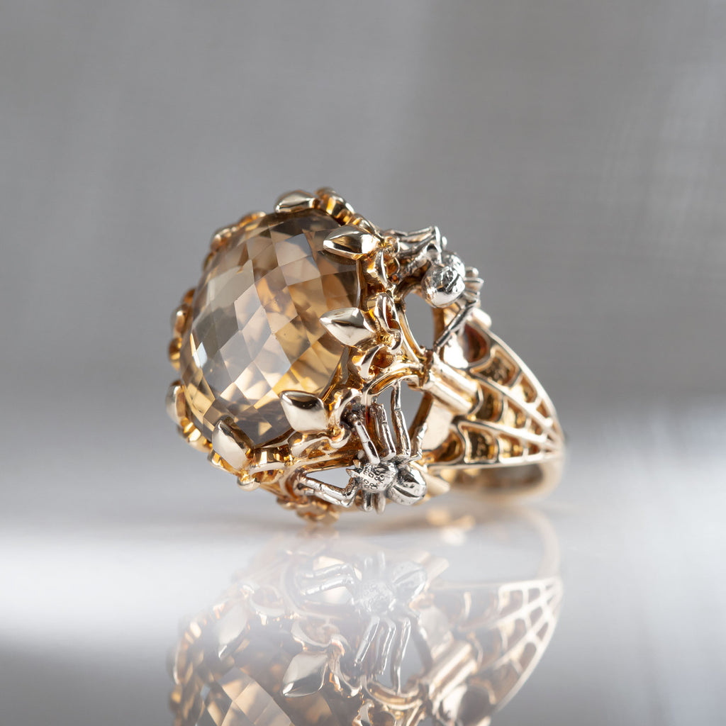 Spider Temple ring with Smoky Quartz in 9 carat Yellow Gold