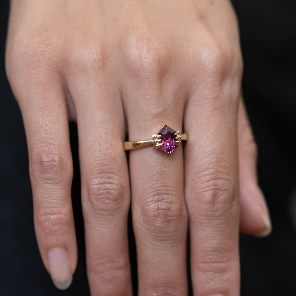 1.75 carat Vivd Pink Garnet Hexagon Baby Dragon Claw ring in 9 carat Gold