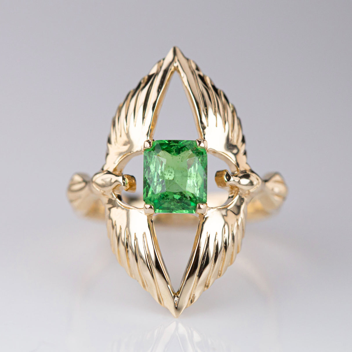 1.13 carat Tsavorite Twin Phoenix ring in 9 carat Gold