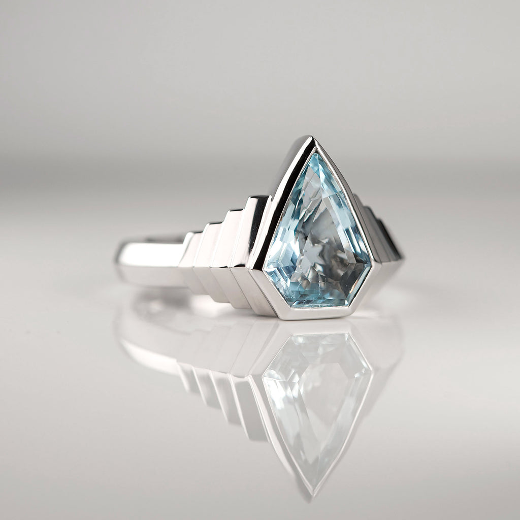 1.50 carat Aquamarine Interstellar ring in Platinum