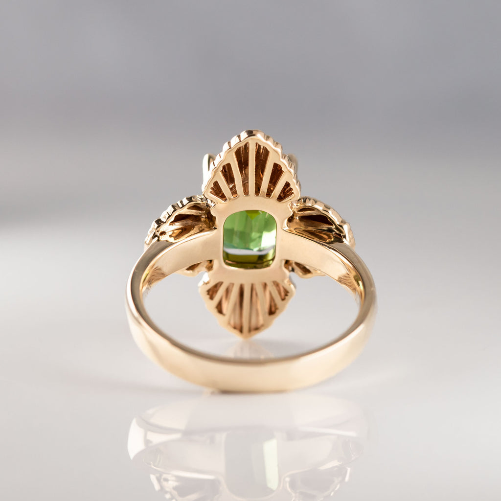 3.58 carat Green Tourmaline Gloria ring in 9 carat Gold