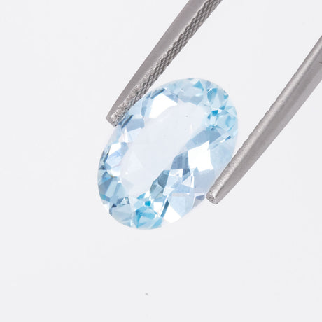 Powder Blue Aquamarine Oval cut 3.94 carats