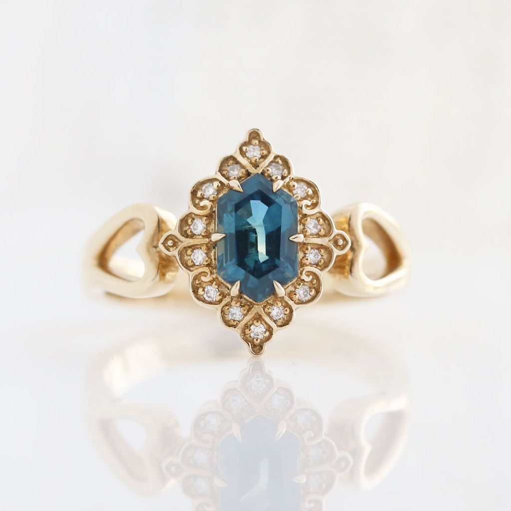 1.51 carat Deep Blue Hexagon Sapphire Magic Carpet ring in 9 carat Yellow Gold
