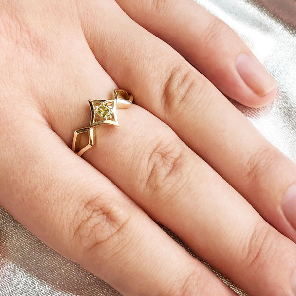 Celestial Elf Queen Deep Lime Diamond Ring in 9 carat Yellow Gold
