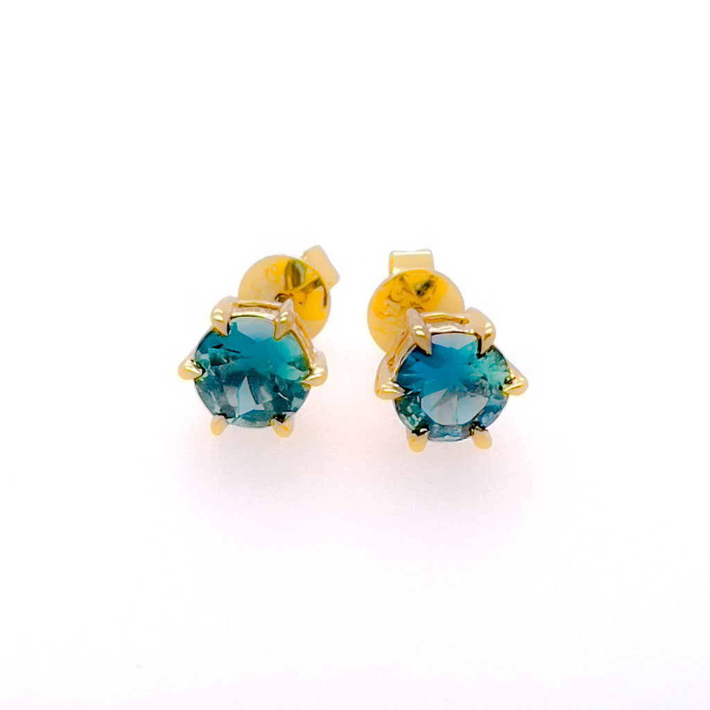 5mm Round Teal Blue/Green Sapphire Claw Studs in 14 carat Yellow Gold