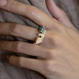 Sapphire Skyhawk ring in 9 carat Gold