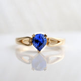 Deep Blue 1.03 carat Teardrop Sapphire ring in 9 carat Yellow Gold