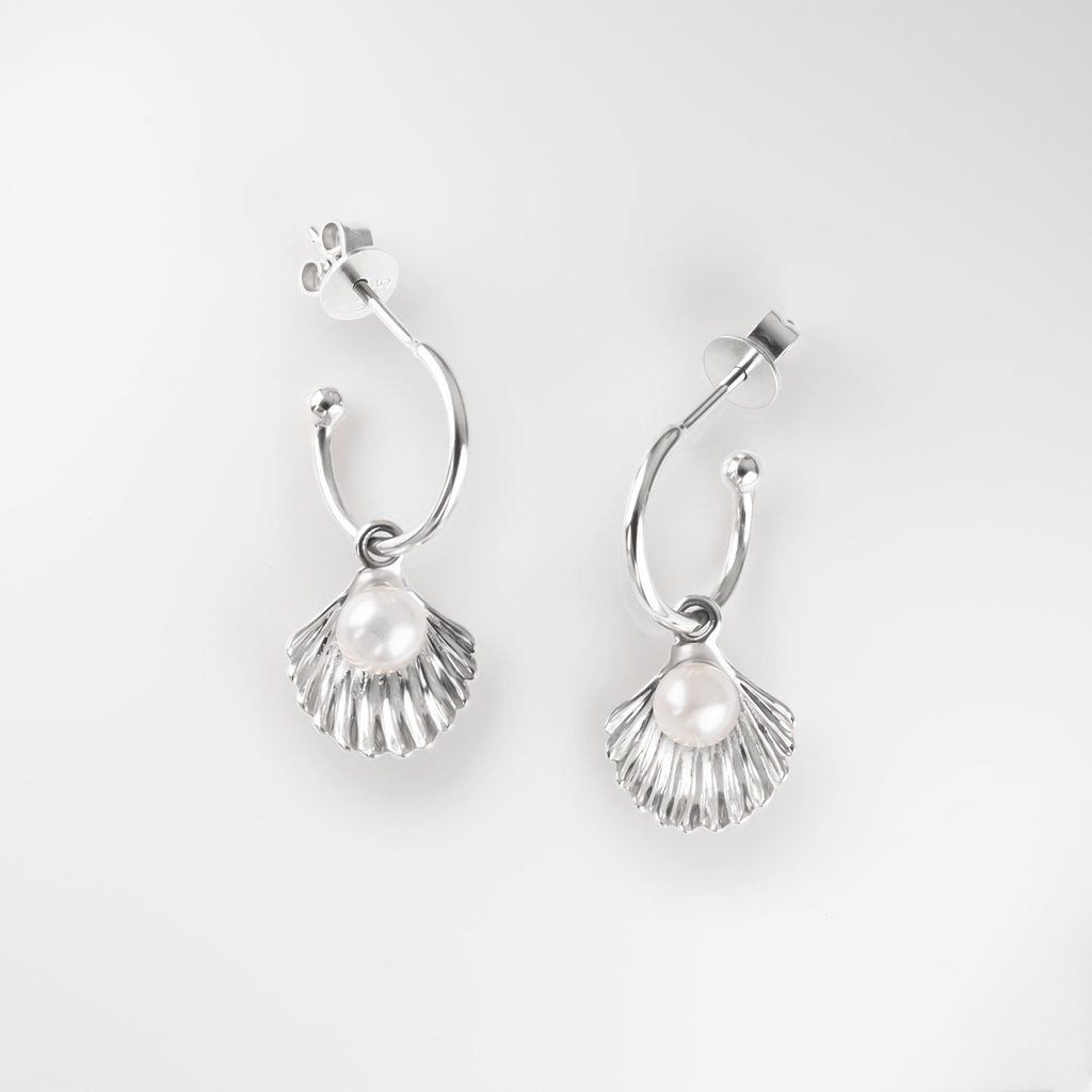 Venus Pearl Earrings in Silver
